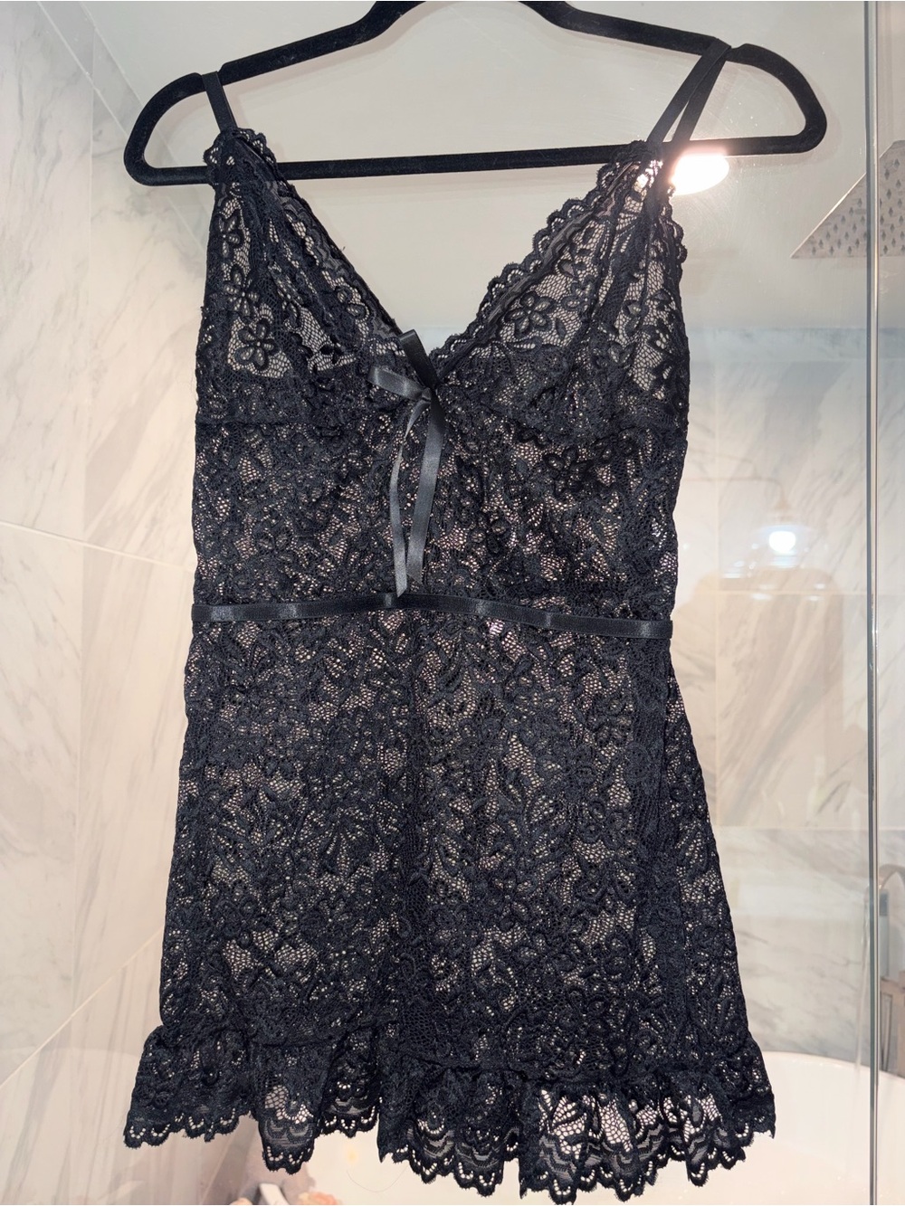 Black Lace Chemise Nightgown / Slip Dress with ruffled hem size Large